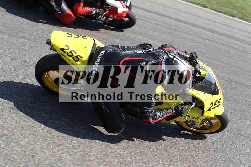 /44 09.08.2025 Plüss Moto Sport ADR/Freies Fahren/255